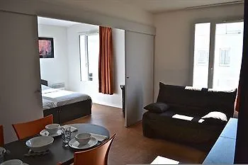 אביניון Apart'Hotel Sainte-Marthe צרפת